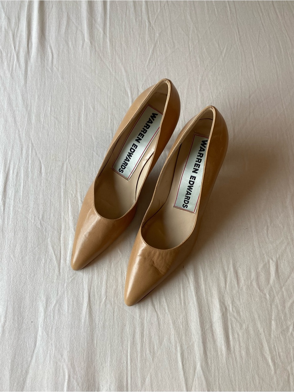 Warren Edwardβs Tan Pumps US 7.5